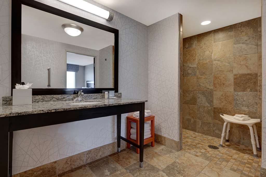 Фото Hampton Inn & Suites Seattle/Federal Way
