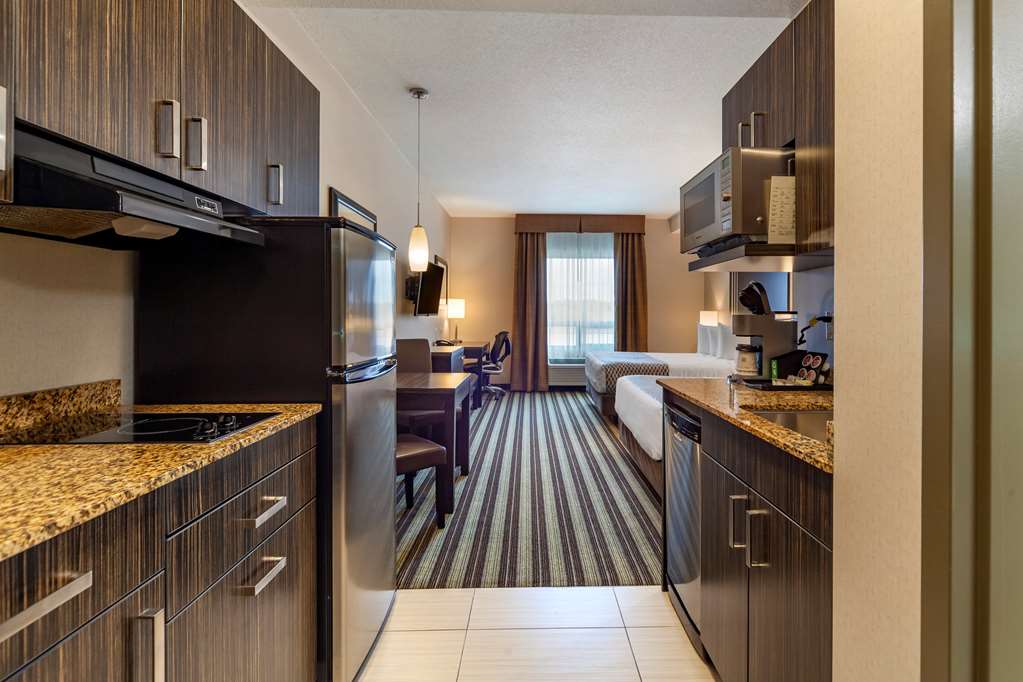 Фото Best Western Plus Drayton Valley All Suites