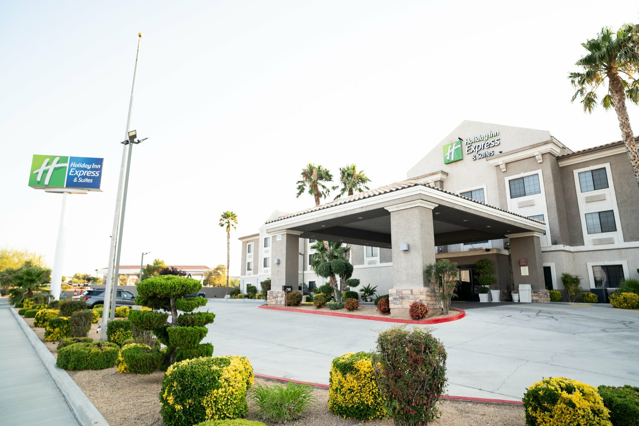 Фото Holiday Inn Express Hotel & Suites Hesperia, an Ihg Hotel