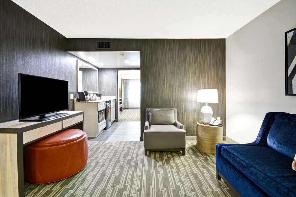 Фото Embassy Suites Hotel Charlotte