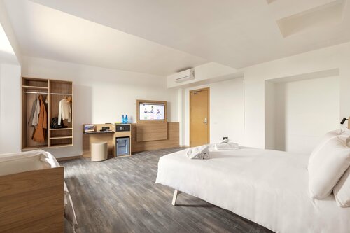 Гостиница B&b Hotel Pomezia Roma в Помеции