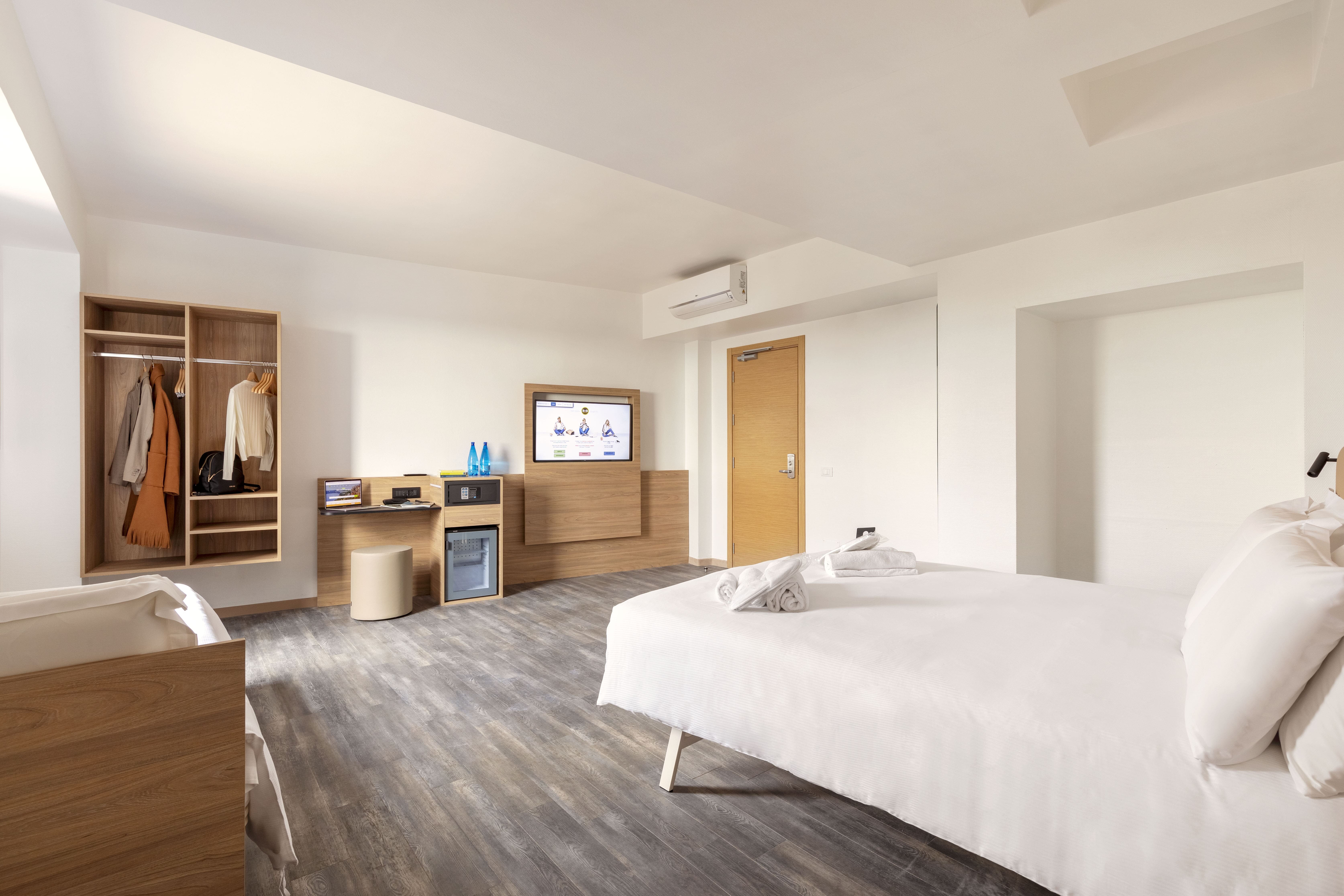 Фото B&b Hotel Pomezia Roma