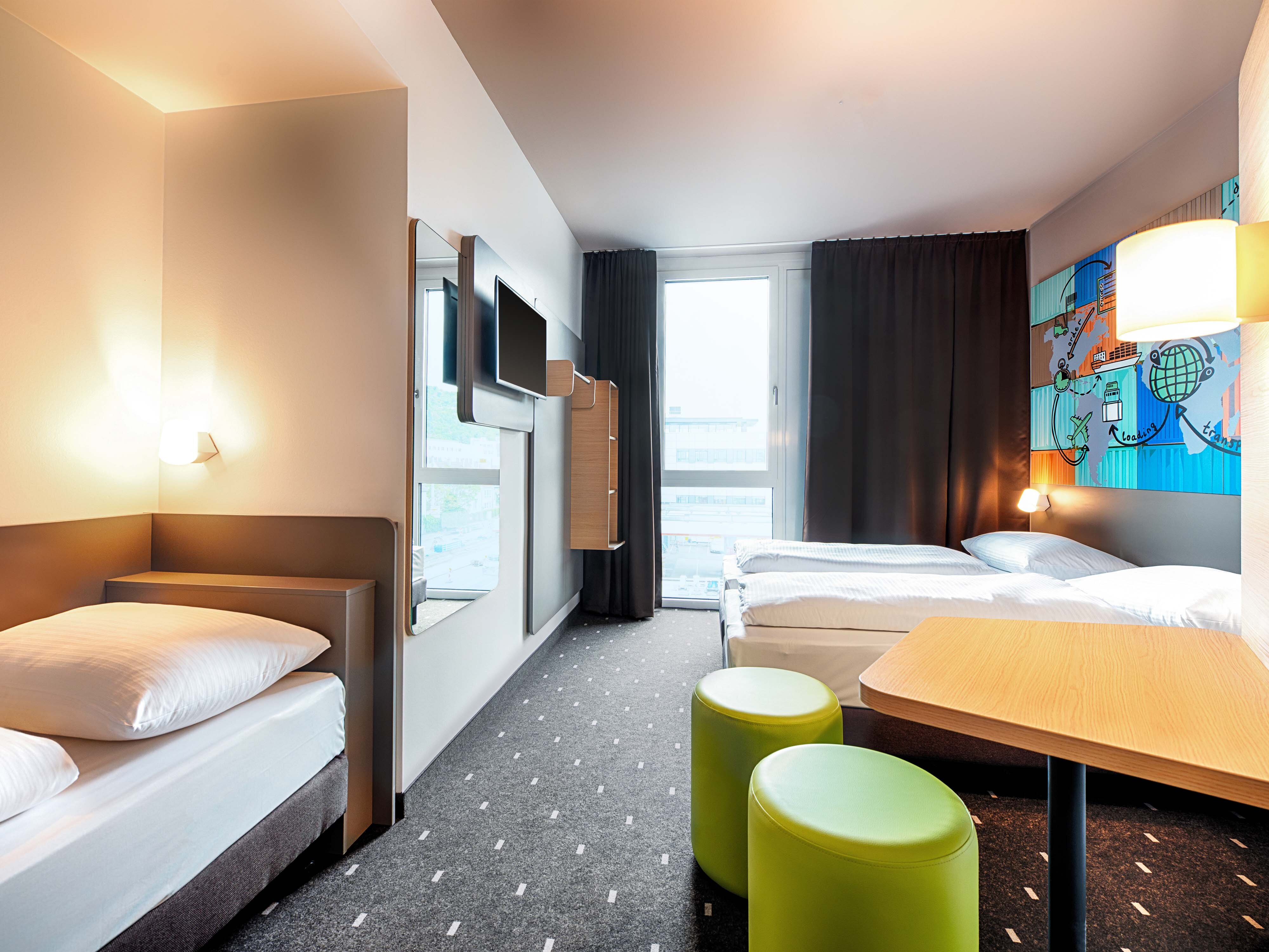 Фото B&b Hotel Stuttgart-Neckarhafen