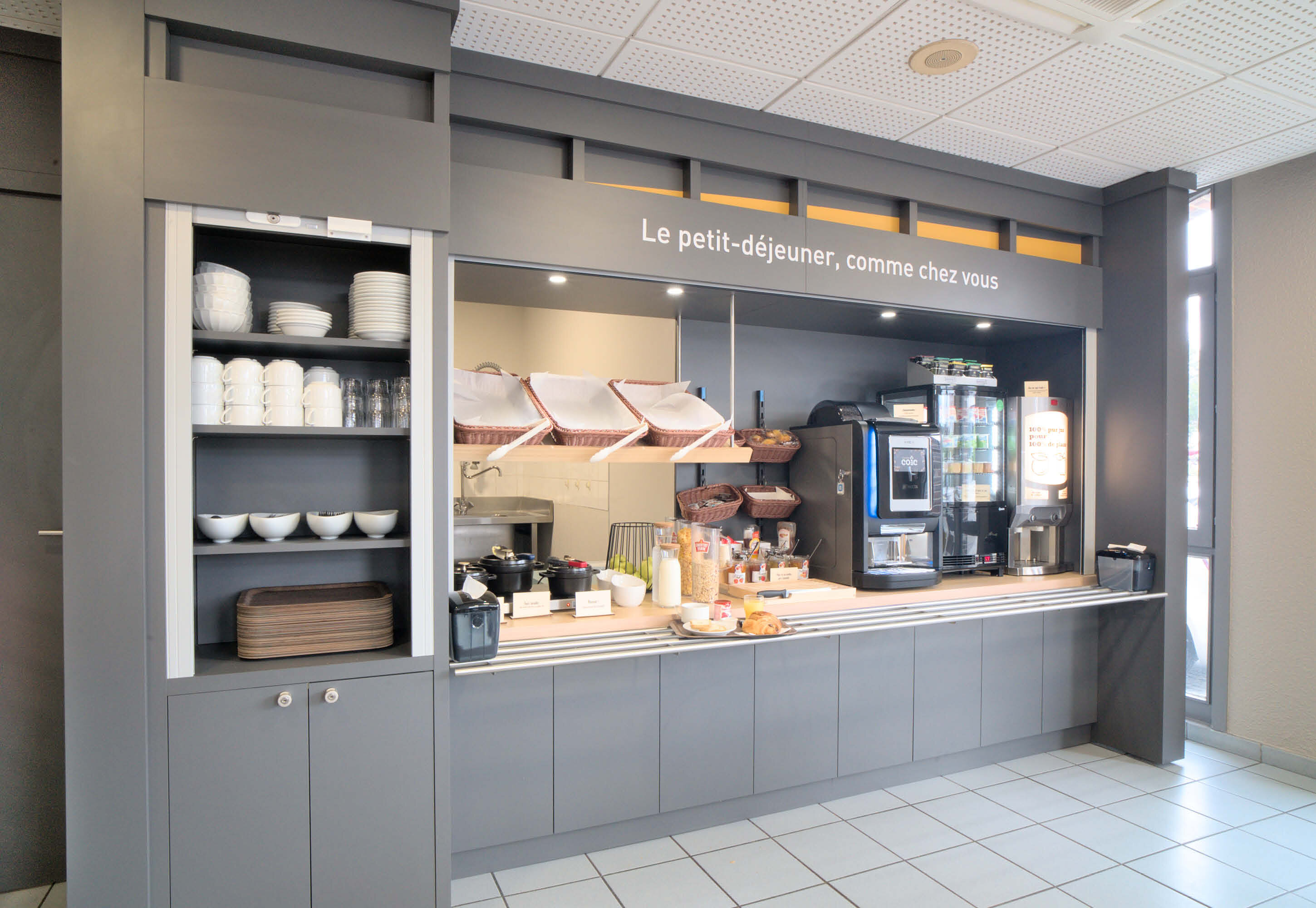 Фото B&b Hotel Dreux Centre