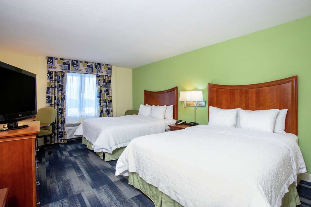 Фото Hampton Inn & Suites Ft. Pierce