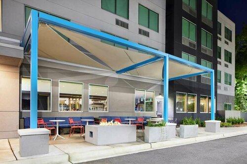 Гостиница Tru by Hilton Charleston Airport в Норт-Чарлстоне
