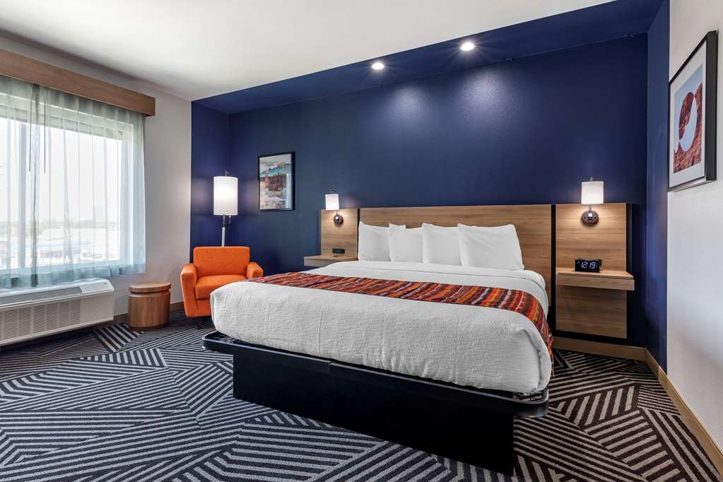 Фото Best Western Plus Amarillo East Hotel