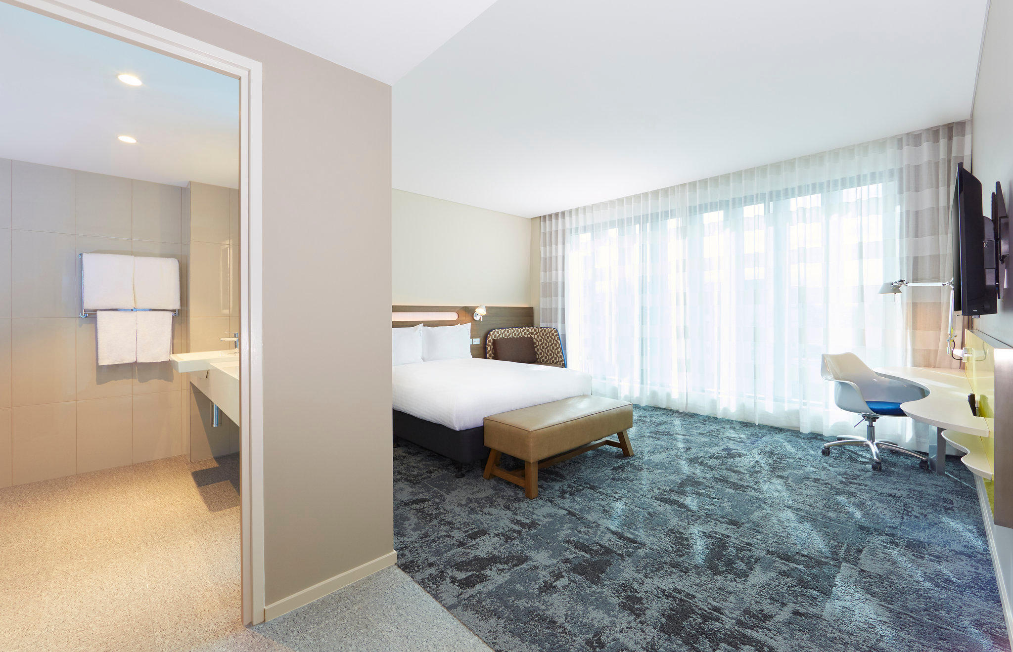 Фото Holiday Inn Express Brisbane Central