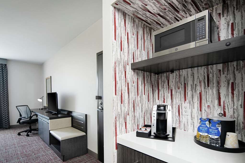 Фото Hilton Garden Inn Irvine Spectrum Lake Forest