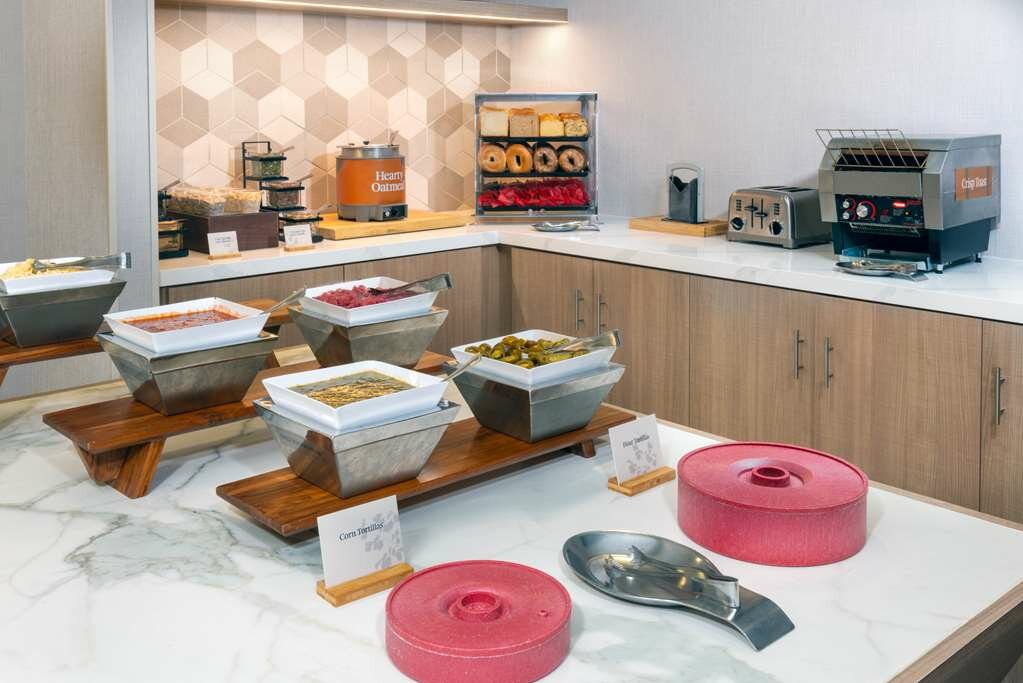 Фото Homewood Suites Tampa Airport