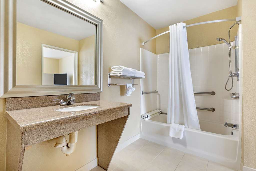 Фото Best Western Plus Waco North