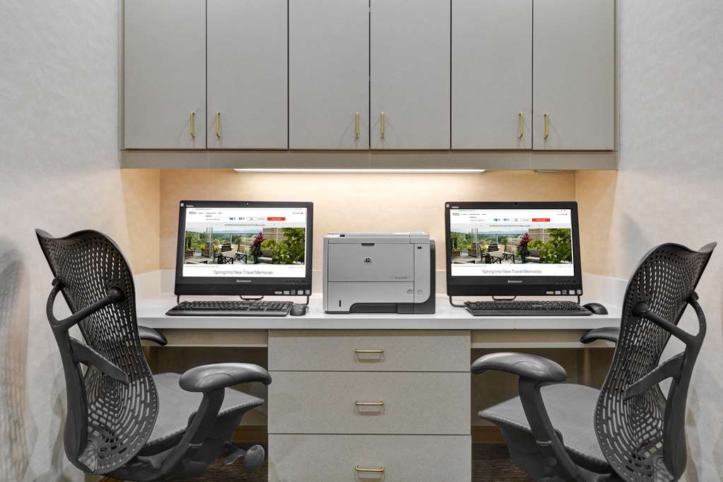Фото Hilton Garden Inn Jacksonville Jtb/deerwood Park