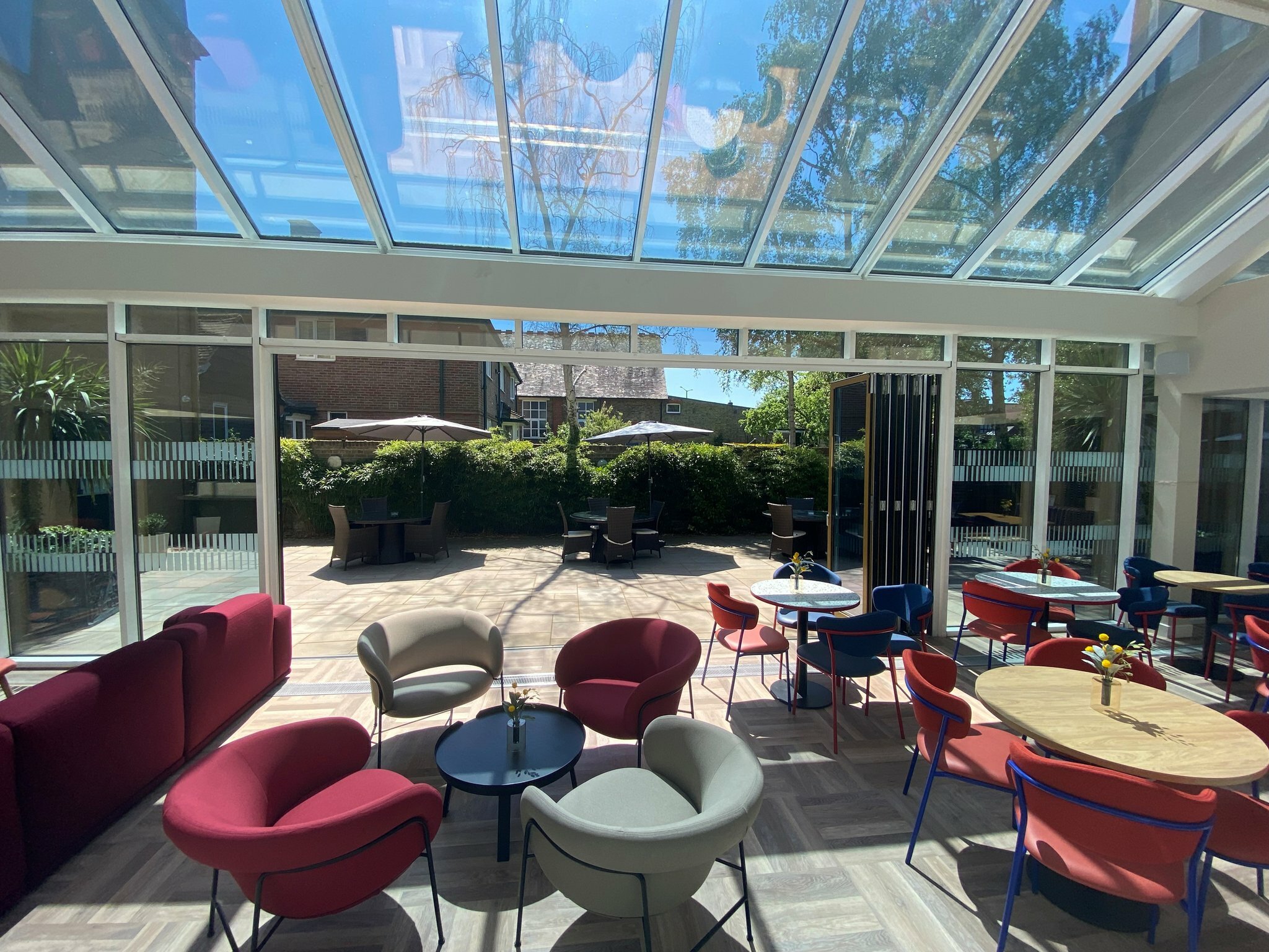 Фото Holiday Inn Express Windsor, an Ihg Hotel