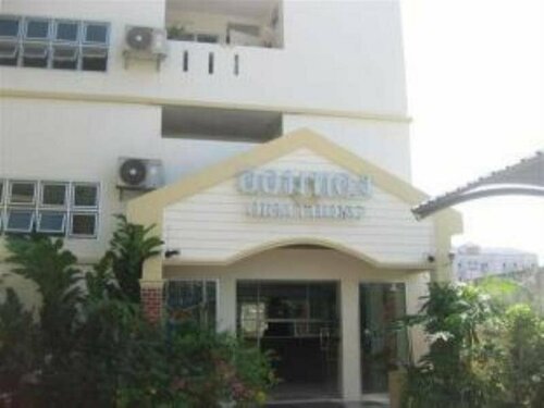 Orm Thong Apartment