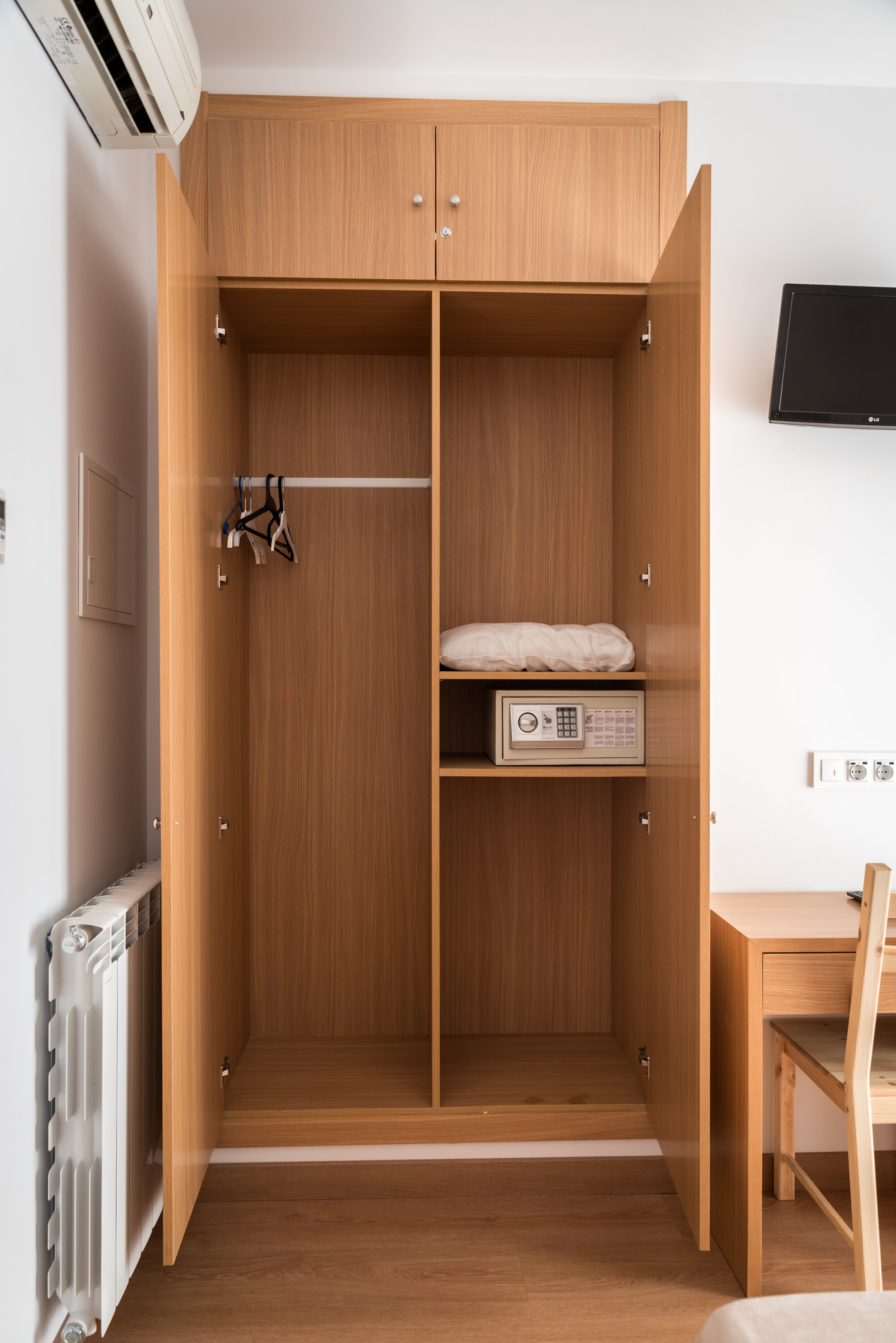 Фото Hostal San Antonio