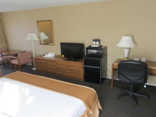 Фото Howard Johnson by Wyndham Torrance