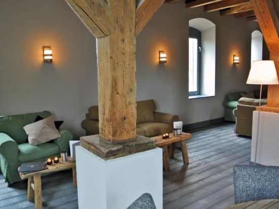 Фото Fletcher Hotel-Restaurant Kasteel Coevorden