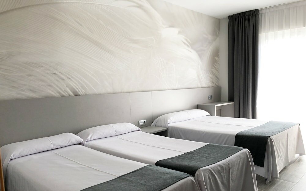 Фото Hotel Maria del Mar