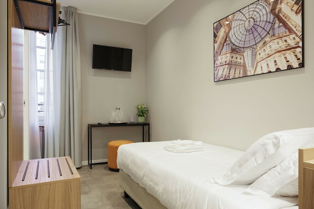 Фото Hotel 22 Marzo Milan