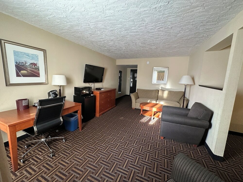 Фото Wyndham Garden Medicine Hat Conference Center