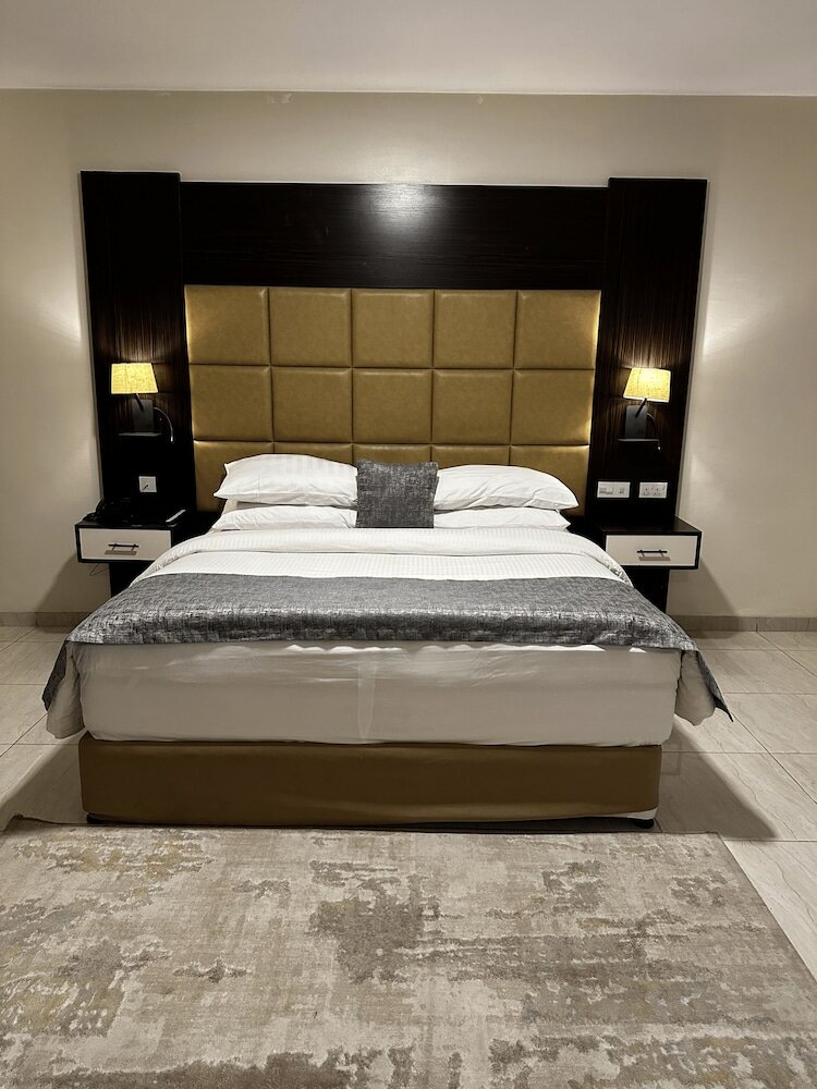 Фото Rollace Hotel