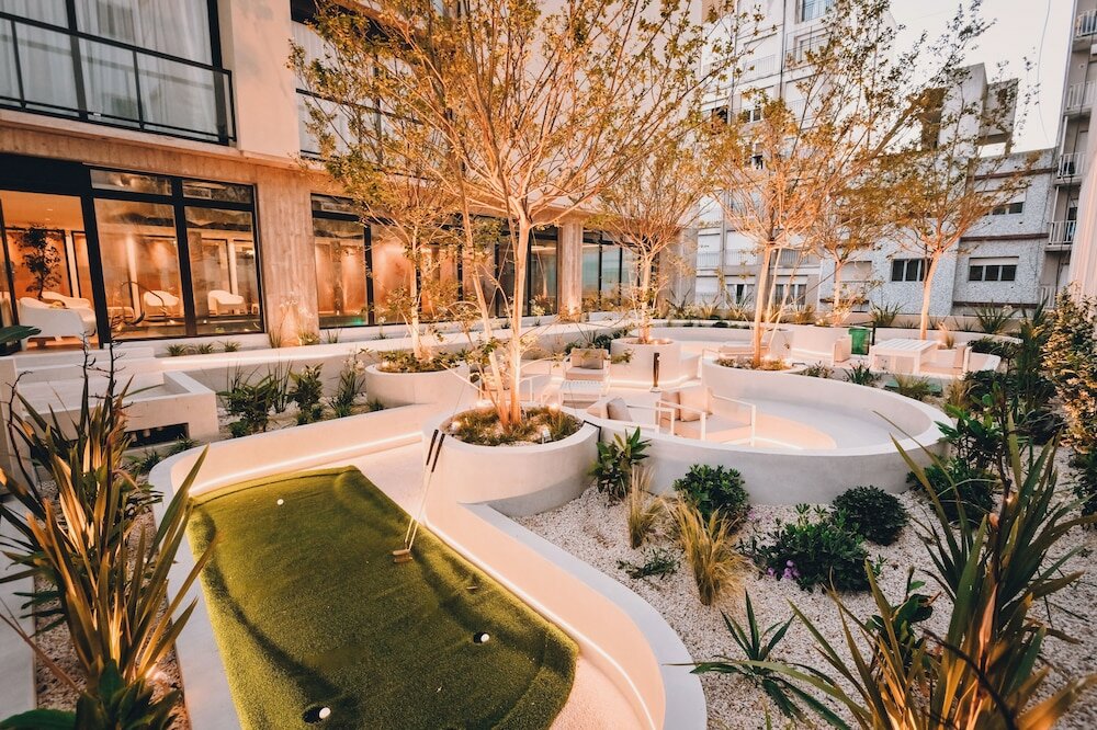 Фото отеля 2