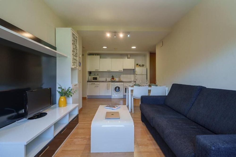 Фото Bilbao Apartamentos Atxuri