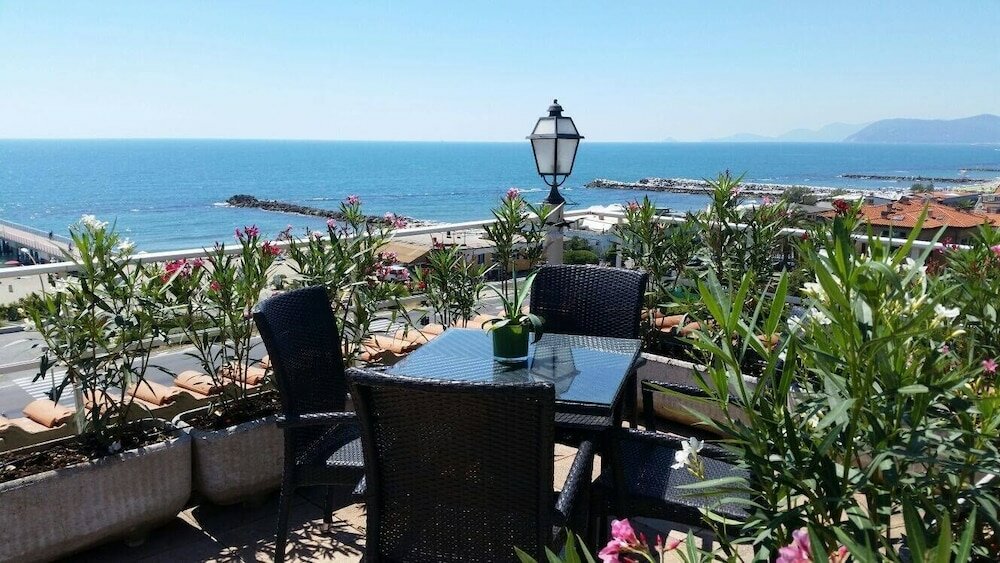 Фото Hotel Tirreno