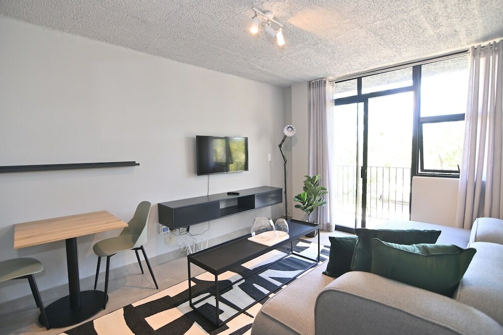 Фото Circa Aparthotel by Totalstay