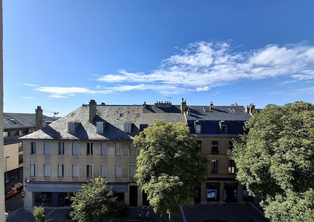 Фото Inter-Hotel De La Tour Maje