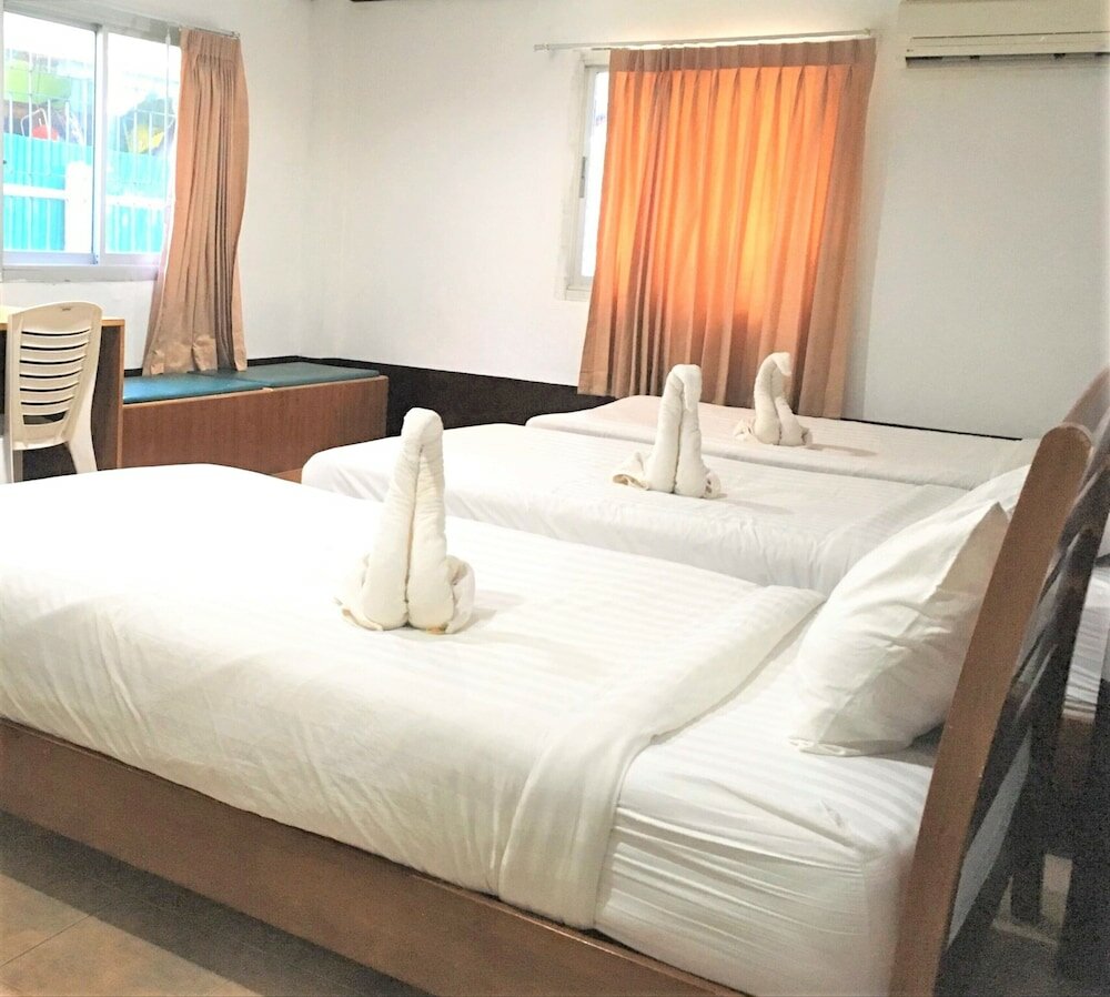 Фото Golden Bee PhiPhi 