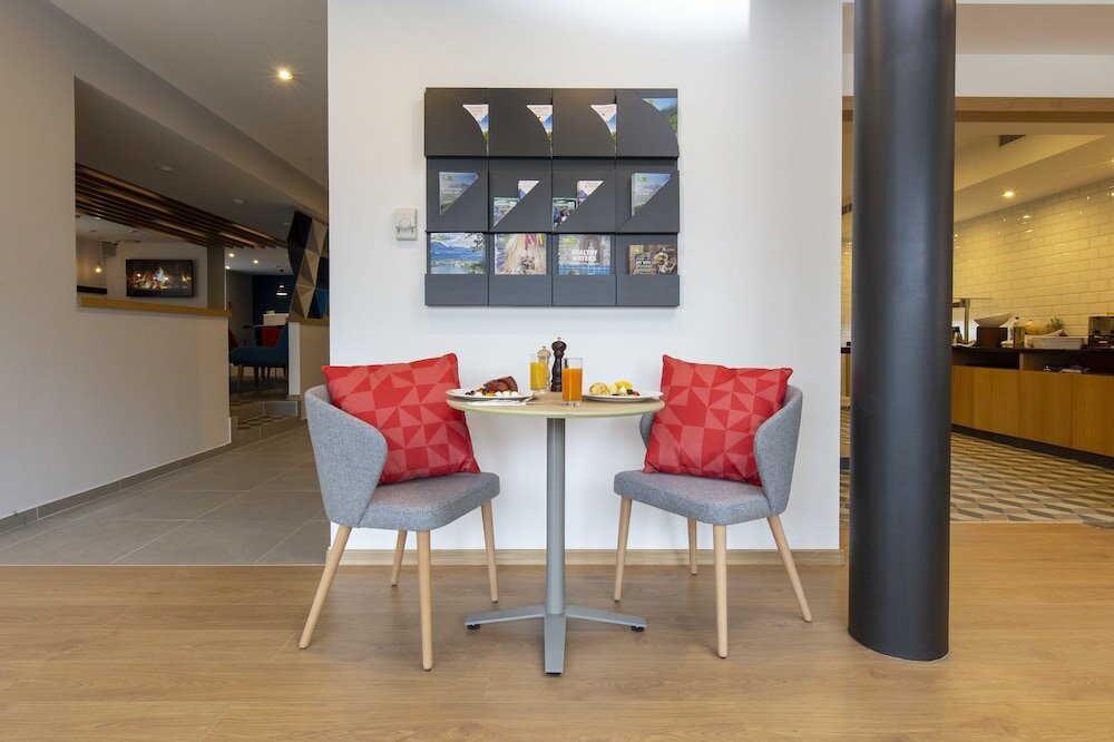 Фото Holiday Inn Express Ljubljana