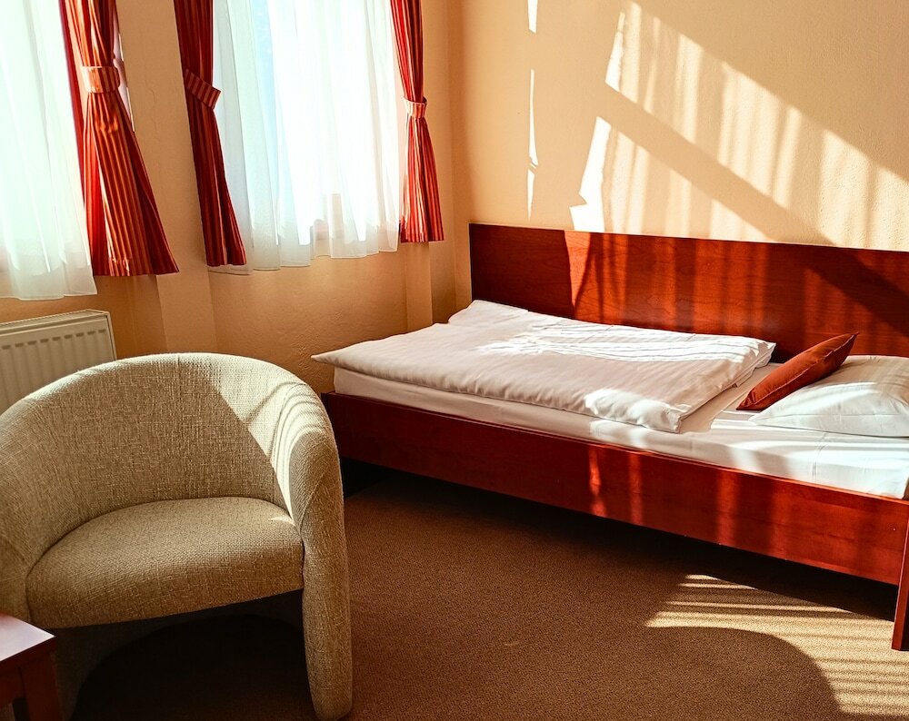 Фото Hotel Podhradie