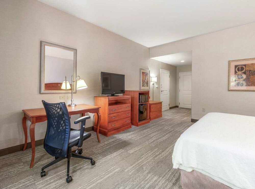 Фото Hampton Inn & Suites North Conway