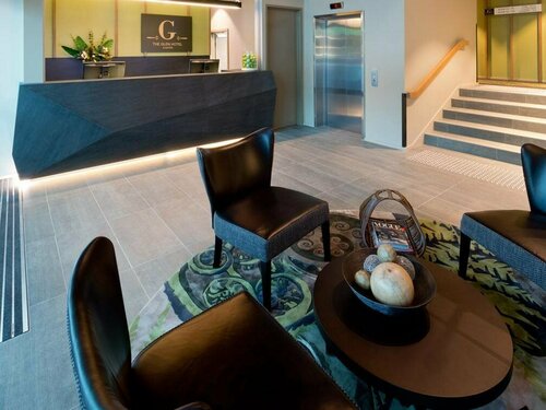 Гостиница The Glen Hotel & Suites в Брисбене