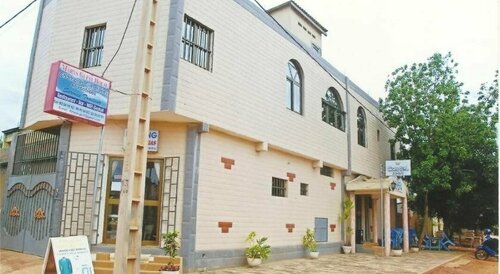 Гостиница Mary's Guest House в Ломе