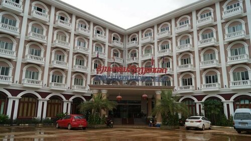 Внешний вид отеля Lisha roungnakhone hotel в Вангвьенге, фото 5