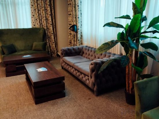 Фото Green Tower Hotel