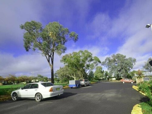 Гостиница Parkview Motor Inn Parkes в Парксе