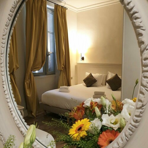 Гостиница Hôtel Les Quatre Dauphins в Экс-ан-Провансе