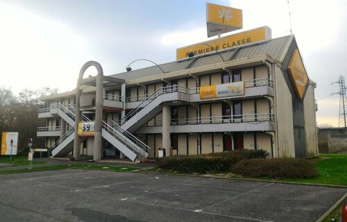 Гостиница Premiere Classe Vierzon во Вьерзоне