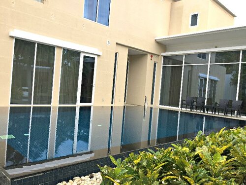 Гостиница Splash Beach Resort на Пхукете