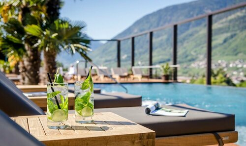 Гостиница Hotel Therme Meran - Terme Merano в Мерано