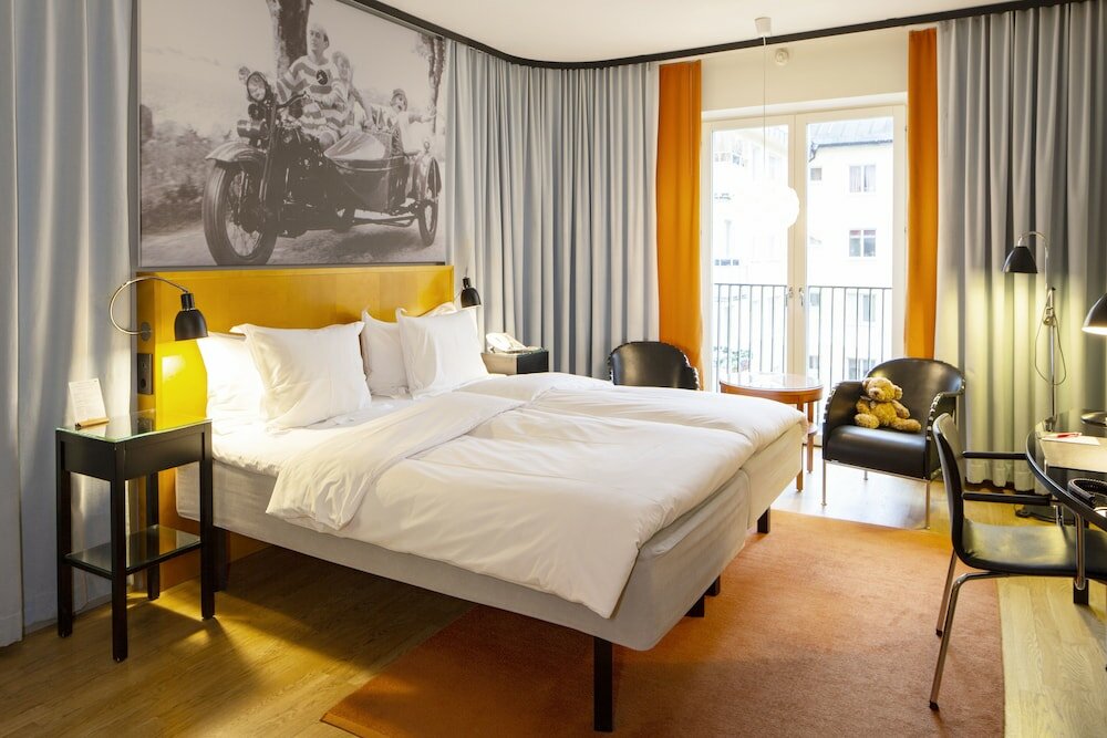 Фото отеля 2