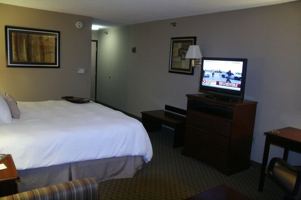 Фото Hampton Inn Olathe
