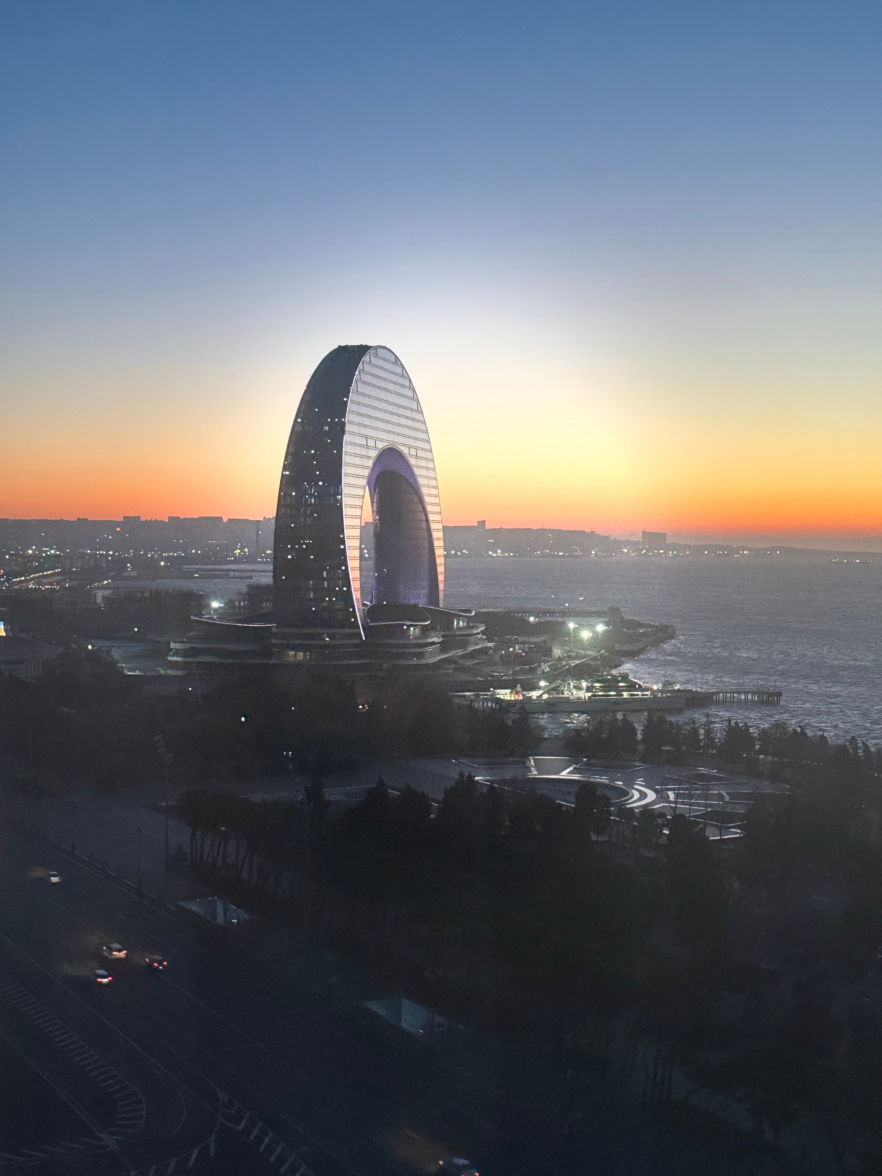 Фото Hilton Baku