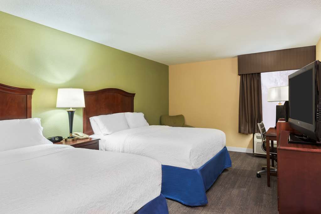 Фото Hampton Inn Raleigh Cary