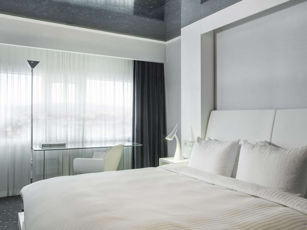 Фото Radisson Blu Plaza Hotel, Oslo