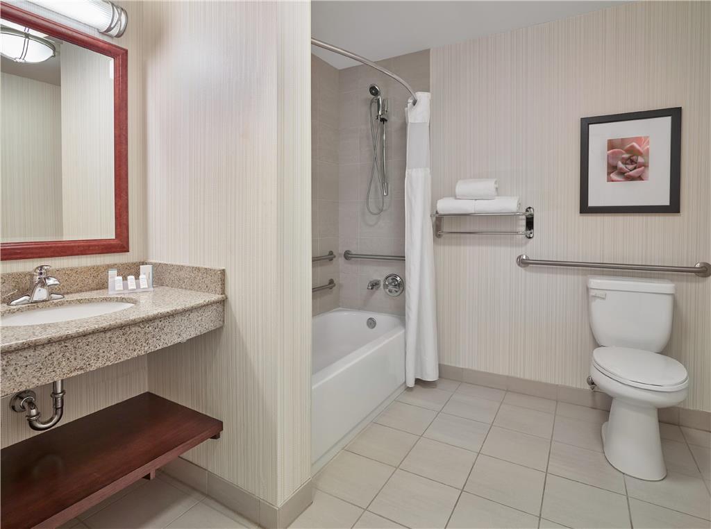 Фото Hilton Garden Inn West Edmonton