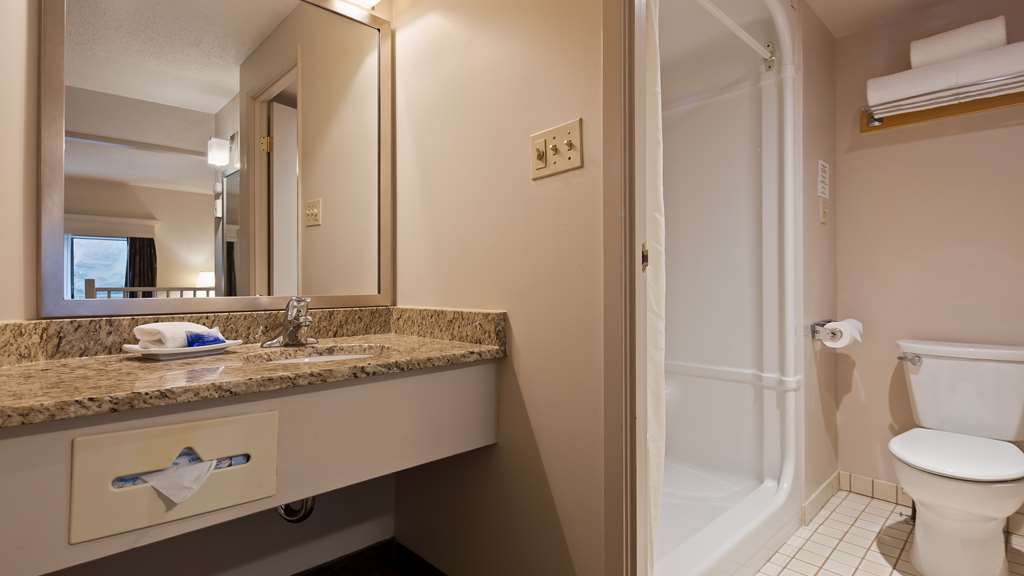 Фото Best Western Plus Lamplighter Inn & Conference Centre
